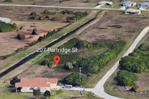 207 Partridge St, Lehigh Acres FL 33974