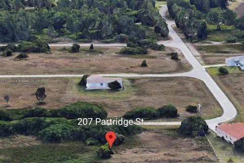 207 Partridge St, Lehigh Acres FL 33974