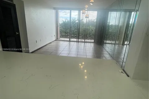 820 NW 87th Ave # 408, Miami FL 33172