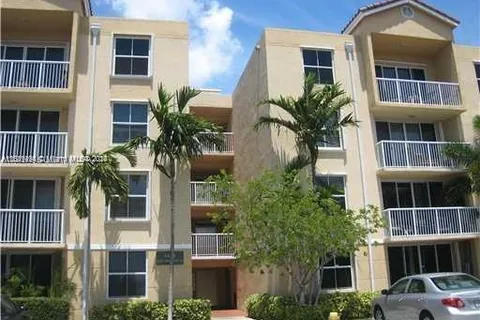 609 E Sheridan St # 404, Dania Beach FL 33004