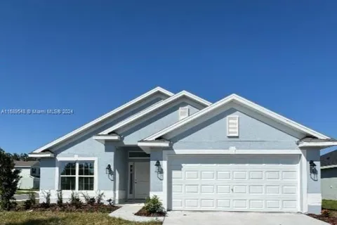 2354 Friendly Confines Loop, Davenport FL 33837