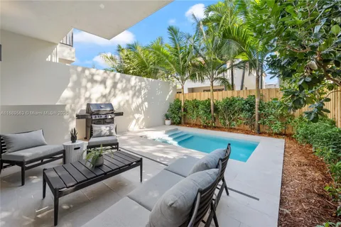 3071 Hibiscus Street # 2, Coconut Grove FL 33133