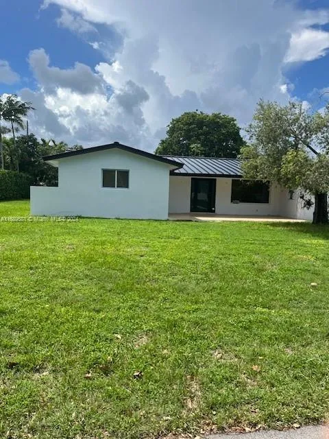 15710 SW 87th Ct, Palmetto Bay FL 33157