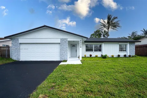 6824 NW 24th Way, Fort Lauderdale FL 33309