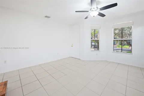 16367 SW 48th St, Miramar FL 33027