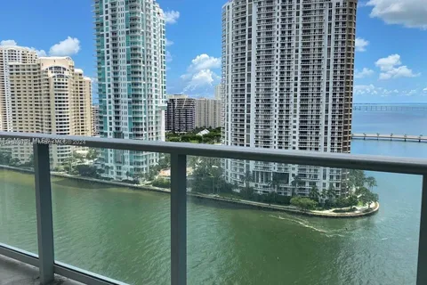 300 S Biscayne Blvd # 1606, Miami FL 33131