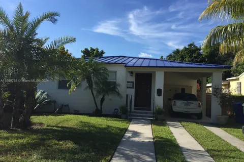 2110 SW 11th St, Miami FL 33135