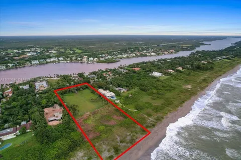 511 S Beach Rd, Jupiter Island FL 33455