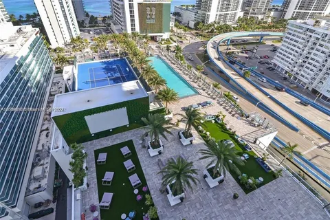 4010 Ocean # 706, Hallandale Beach FL 33019