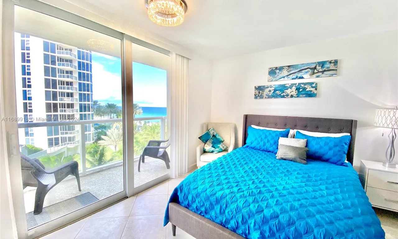 19201 Collins Ave # 420, Sunny Isles Beach FL 33160