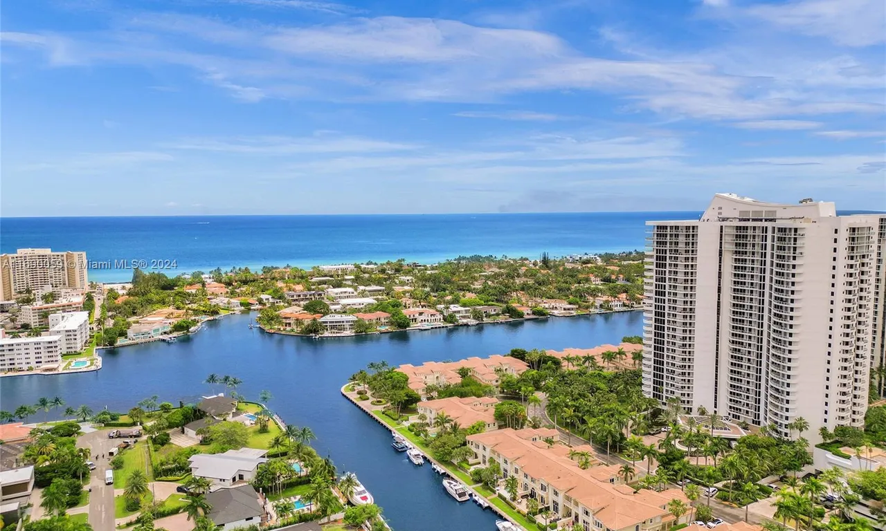 21200 Point Pl # 403, Aventura FL 33180