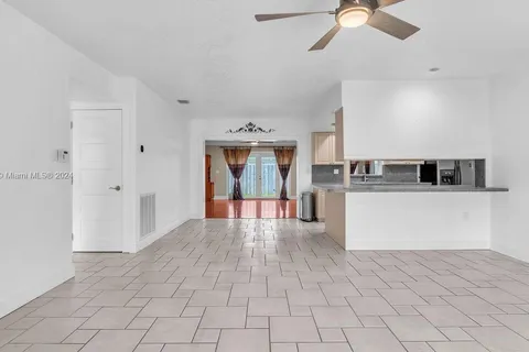 5713 NE 17th Ter, Fort Lauderdale FL 33334