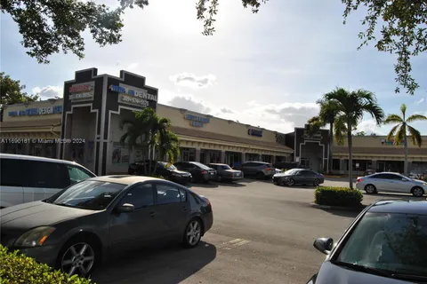 17560 NW 27 AV # 111, Miami Gardens FL 33056