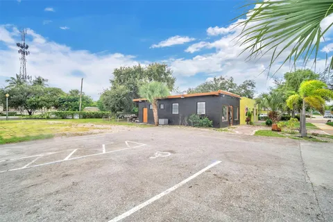 37 SW 5th Ave, Delray Beach FL 33444