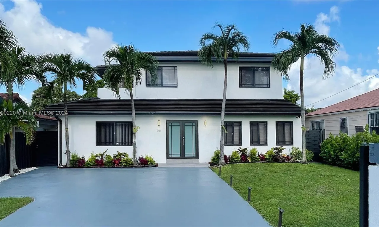 66 NW 73rd Pl, Miami FL 33126