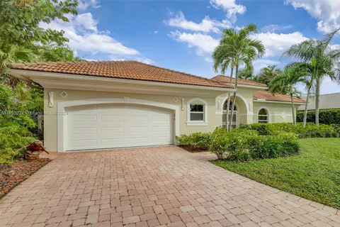 4 Mccairn Ct, Palm Beach Gardens FL 33418