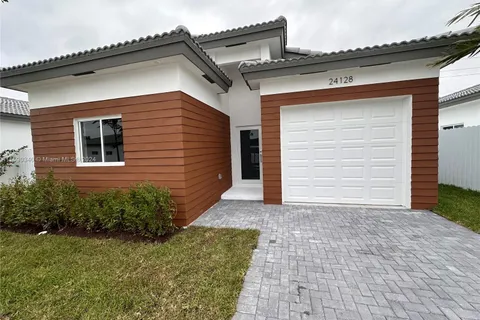 24128 SW 116th Ct, Homestead FL 33032