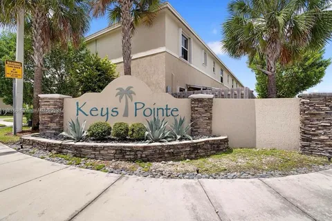 533 NE 5th Pl # 1, Florida City FL 33034