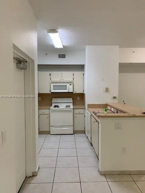 7250 NW 114th Ave # 207, Doral FL 33178