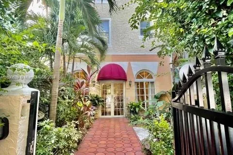 747 Michigan Ave # 101, Miami Beach FL 33139