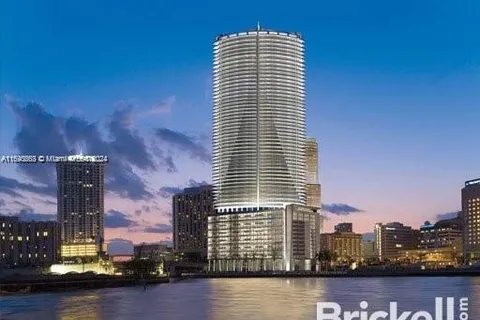 200 Biscayne Boulevard Way # 3110, Miami FL 33131