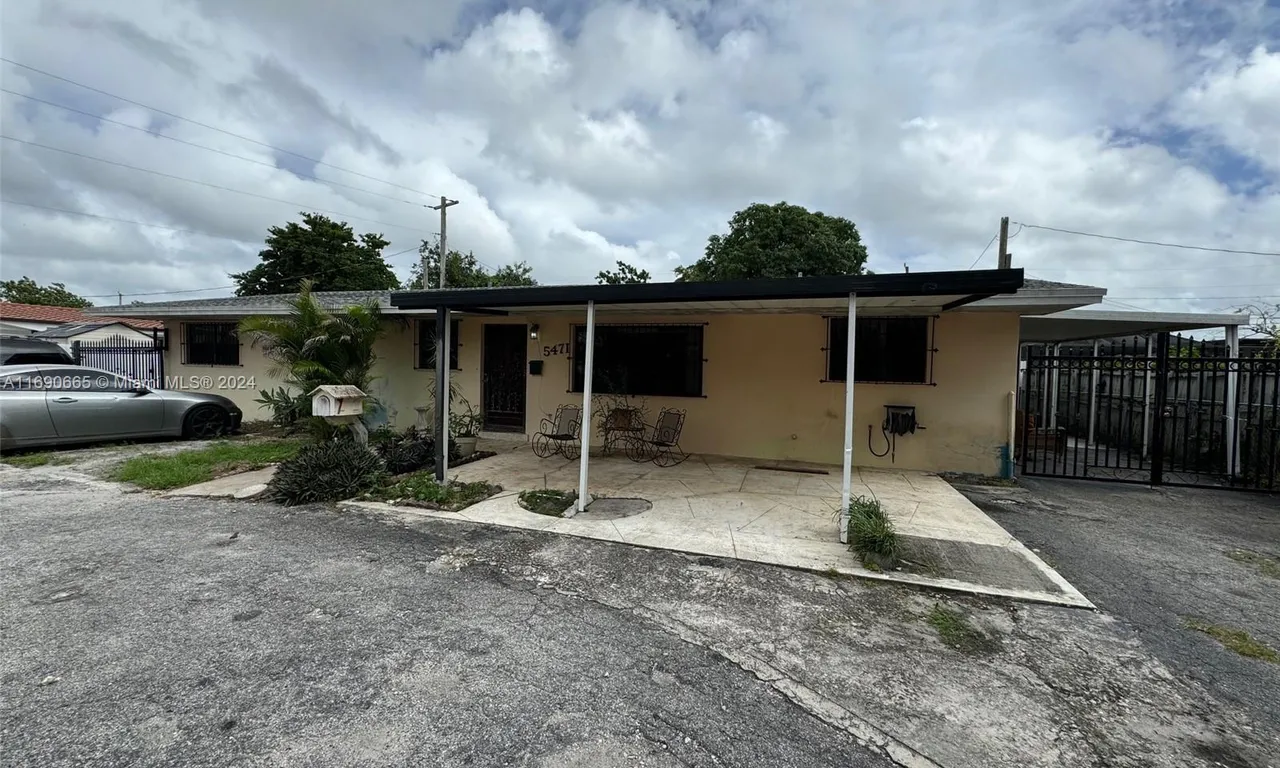 5471 W 12th Ave, Hialeah FL 33012