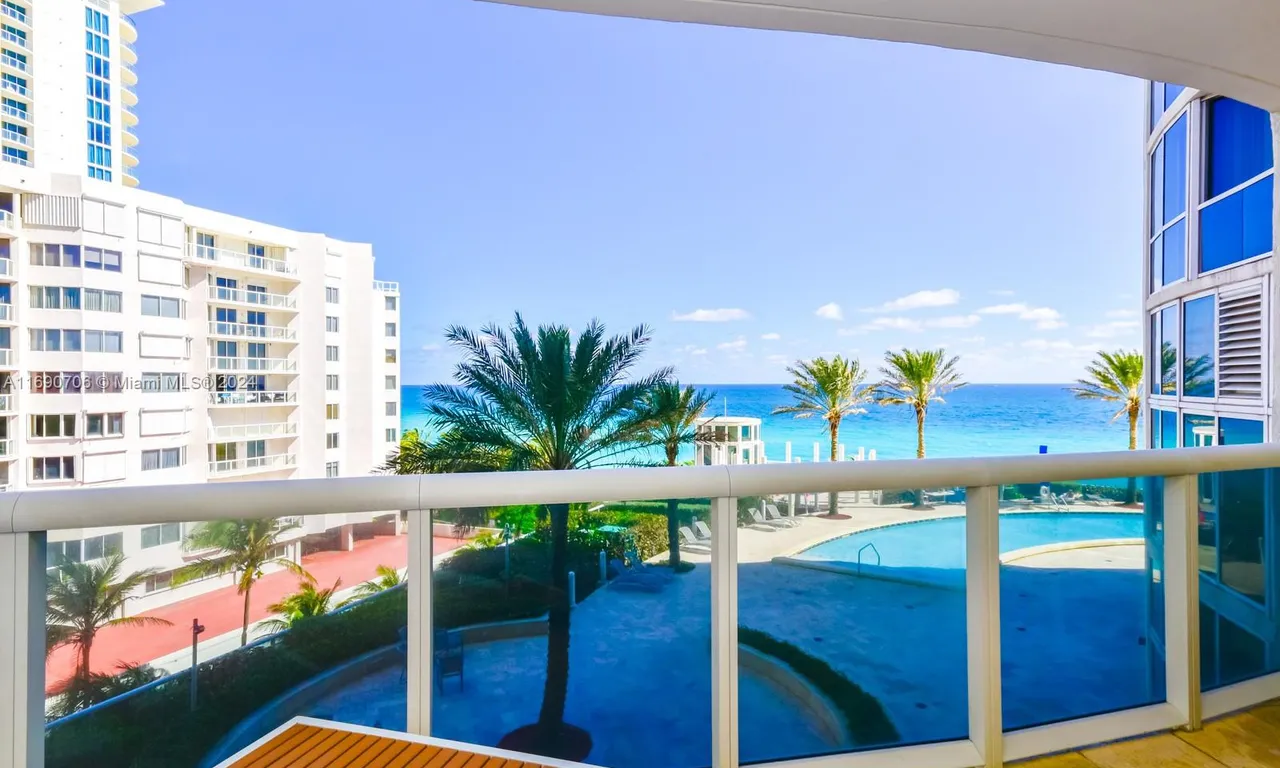 17201 Collins Ave # 707, Sunny Isles Beach FL 33160