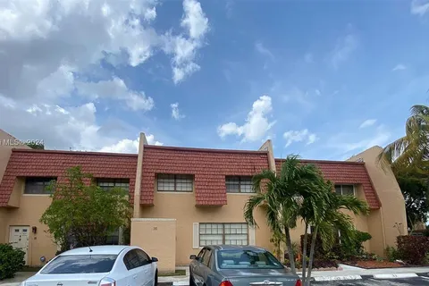 35 Pleasant Hill Ln # 35, Tamarac FL 33319