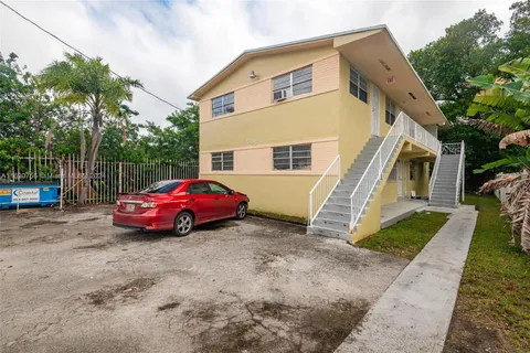 1250 NW 61st St, Miami FL 33142