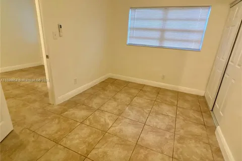 121 SW 5th Ct # 1, Dania Beach FL 33004