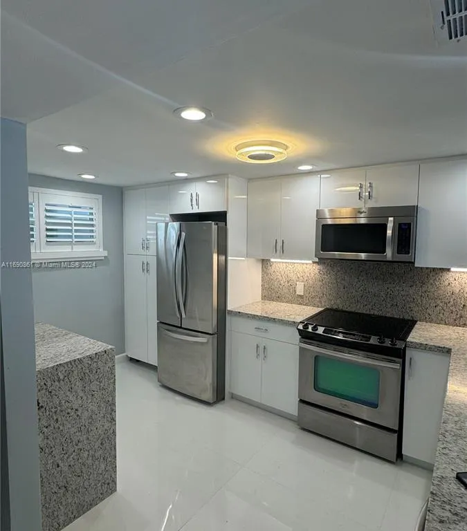 3580 S Ocean Blvd # 8B, South Palm Beach FL 33480