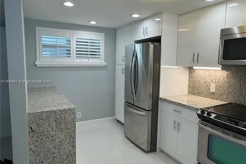 3580 S Ocean Blvd # 8B, South Palm Beach FL 33480