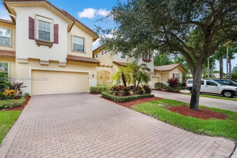 5774 NW 120th Ave # 5774, Coral Springs FL 33076