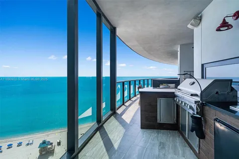 18555 Collins Ave # 1205, Sunny Isles Beach FL 33160