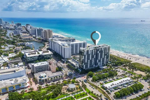 2201 Collins Ave # 1010, Miami Beach FL 33139