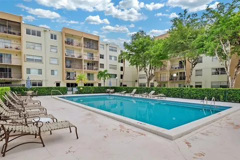 14250 SW 62nd St # 317, Miami FL 33183