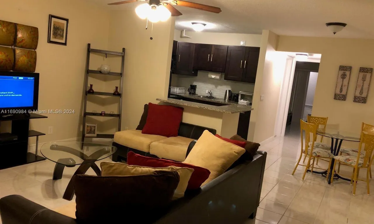 79 Lyndhurst D # D, Deerfield Beach FL 33442