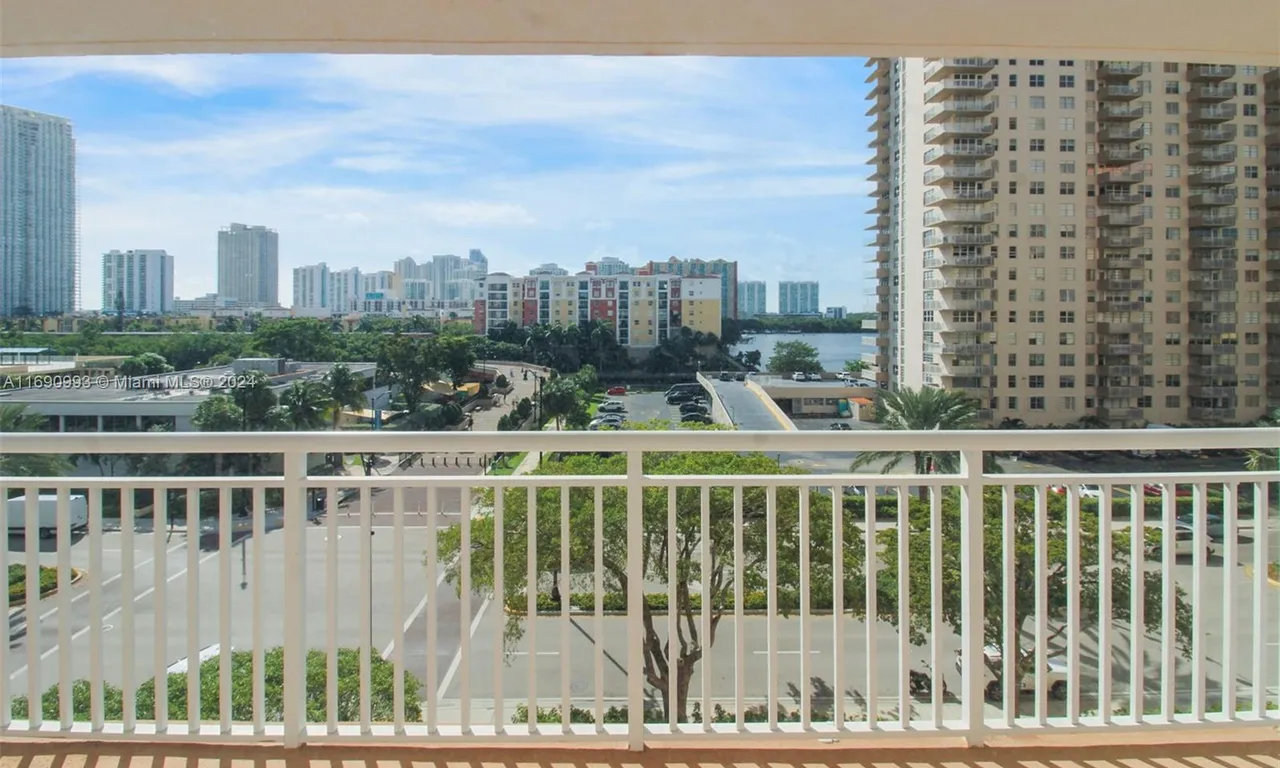 251 174th St # 516, Sunny Isles Beach FL 33160