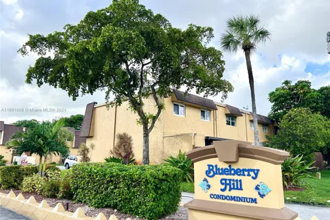 5603 Blueberry Ct # 156, Lauderhill FL 33313