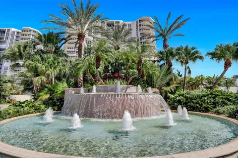 6001 N Ocean Dr # 1103, Hollywood FL 33019