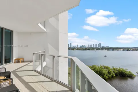 17111 Biscayne Blvd # 1104, North Miami Beach FL 33160