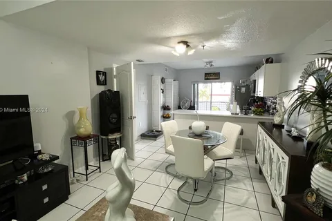 8380 NW 103rd St # 203G, Hialeah Gardens FL 33016