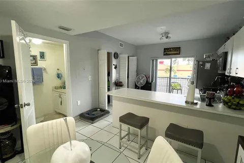 8380 NW 103rd St # 203G, Hialeah Gardens FL 33016