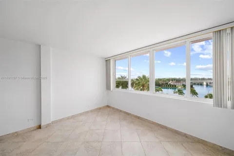 5005 Collins Ave # 607, Miami Beach FL 33140