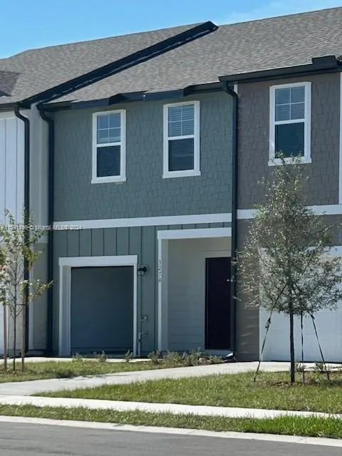3270 NE Vesara Dr # 3270, Davenport FL 33837
