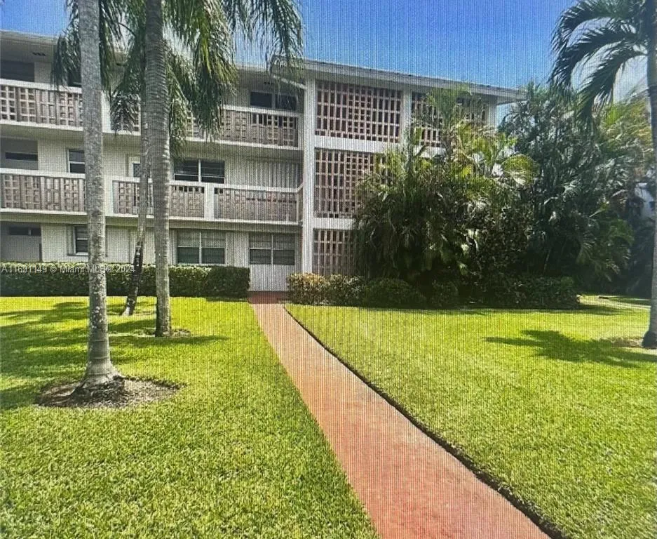 20 SE 13th St # B4, Boca Raton FL 33432