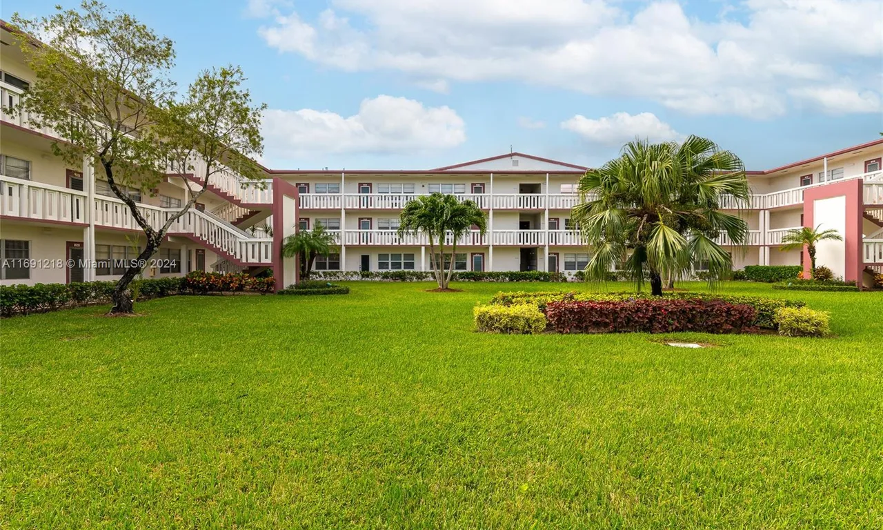 257 Fanshaw G # 257, Boca Raton FL 33434