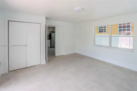 2941 SW 36th Ave # B, Miami FL 33133