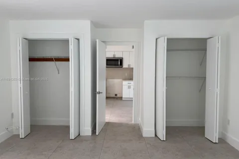2941 SW 36th Ave # B, Miami FL 33133