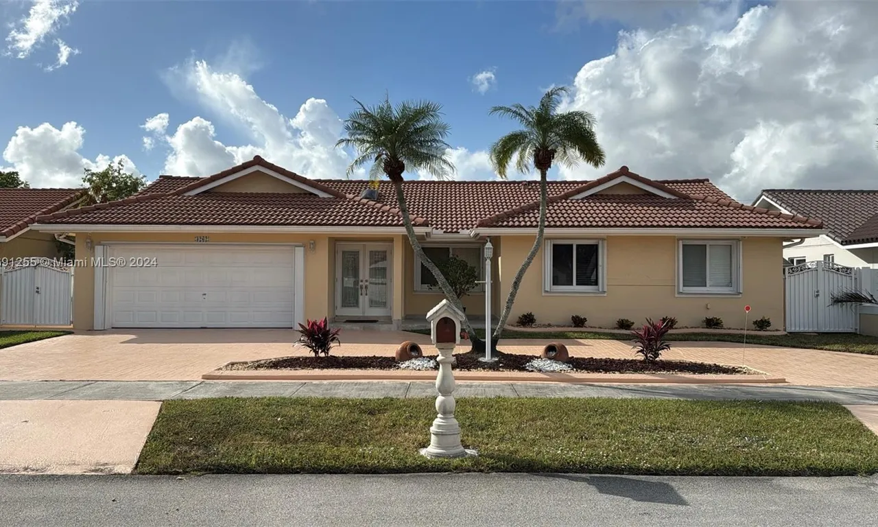 3262 SW 141st Ave, Miami FL 33175